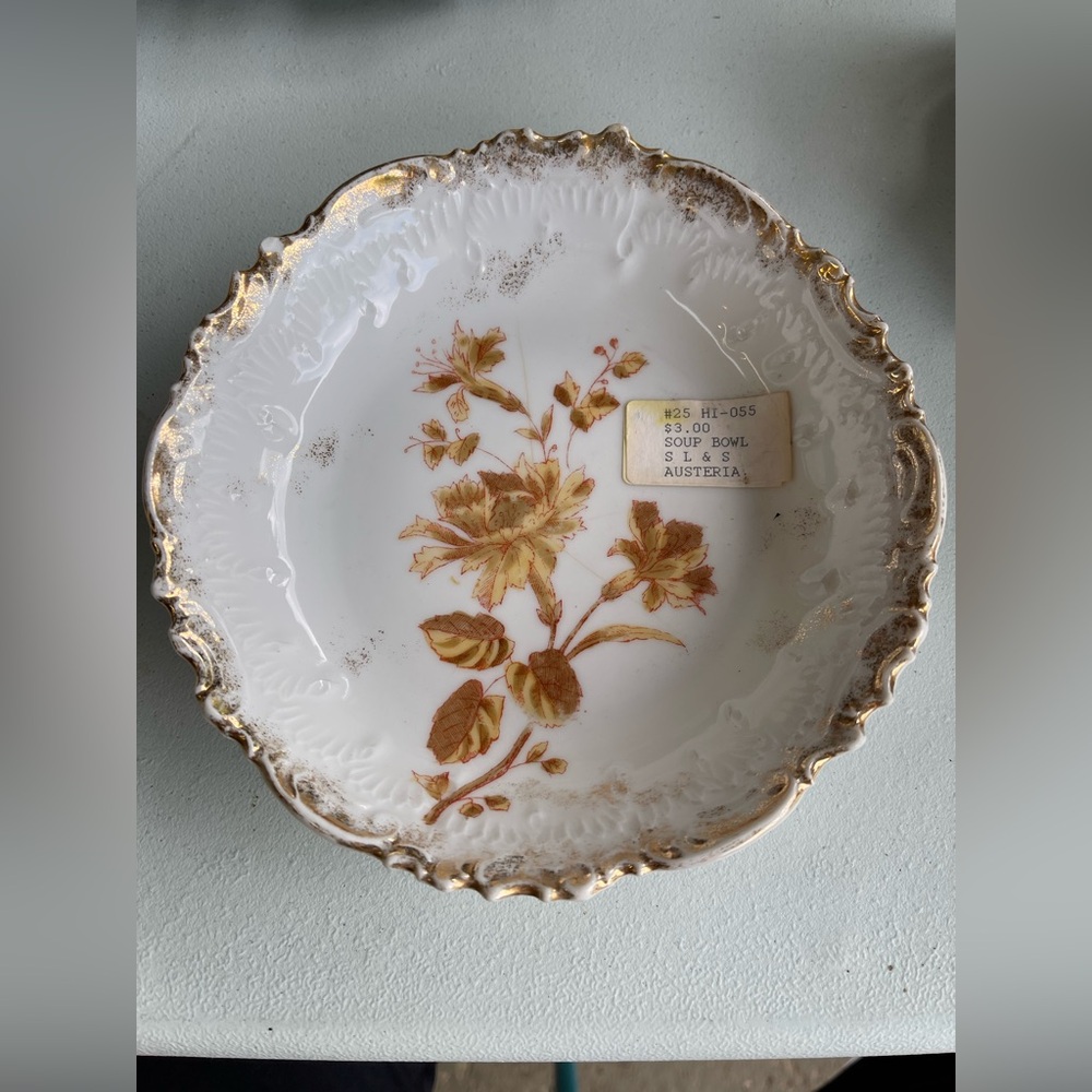 4 VINTAGE Marx & Guntherz Gold Accent Soup Bowls SL&S Carlsbad Austria